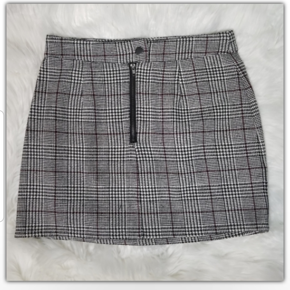 Ivy + Main wool blend mini skirt size xs